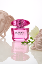 بطری عطر برایت کریستال ابسولو ۵۰ میل – کلوزآپ شیشه و درپوش
